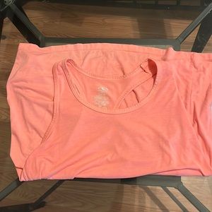 Top by Athletic size says Large (12/14)